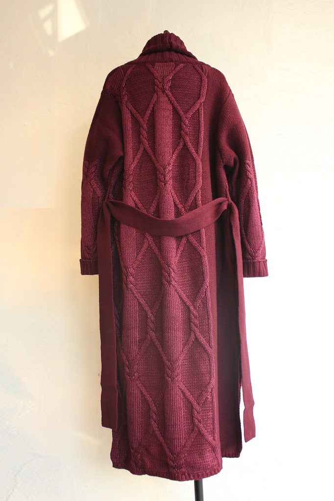 conical-cable-knit-gown3